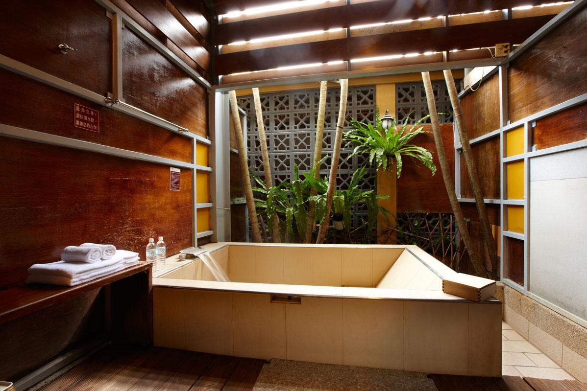Hefong Deyang Hotspring Hotel Yilan Exterior photo